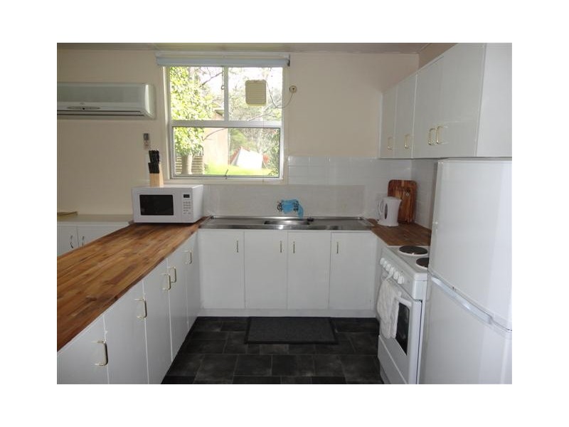 8 Gum Drive, Rosebery TAS 7470