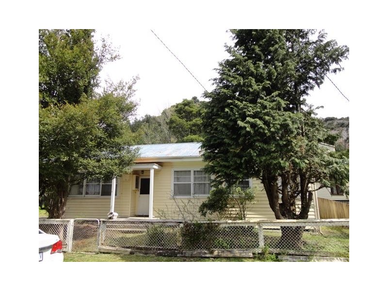 21 Jakins Street, Queenstown TAS 7467