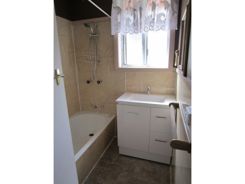 4 Fysh Street, Queenstown TAS 7467