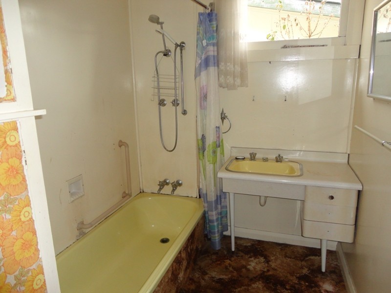 28 McNamara Street, Queenstown TAS 7467