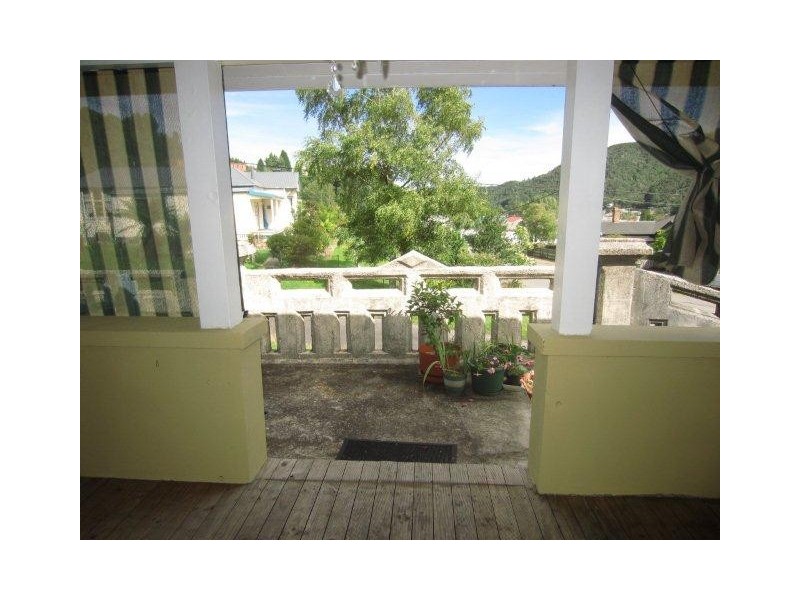 1 Powell Street, Queenstown TAS 7467