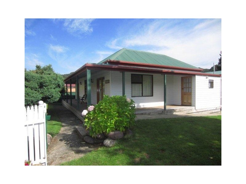 7 Railway Reserve, Queenstown TAS 7467
