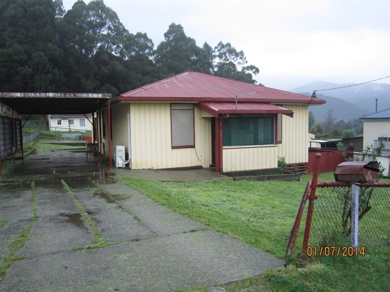 8 Clemons Street, Rosebery TAS 7470