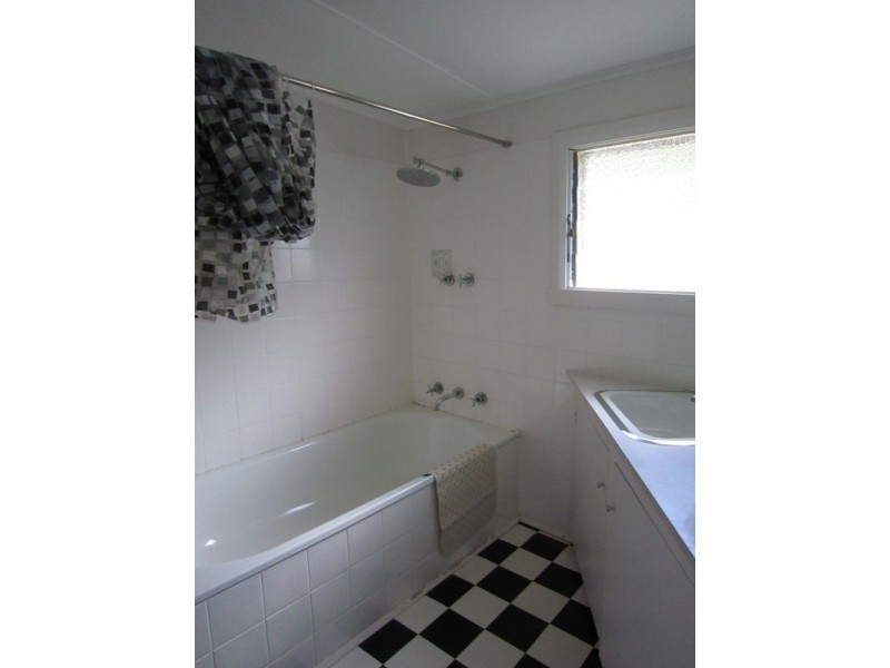 16 Austin Street, Queenstown TAS 7467