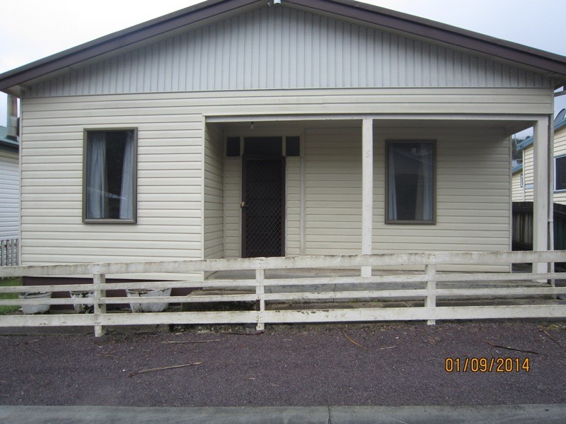 5 Williams Ave, Queenstown TAS 7467