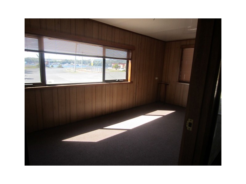 70 Esplanade, Strahan TAS 7468