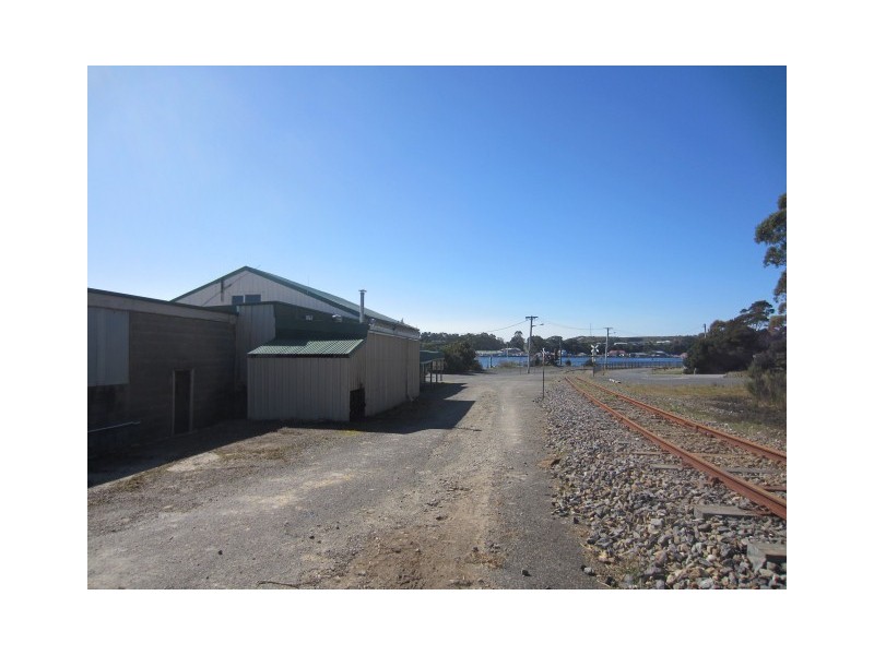 70 Esplanade, Strahan TAS 7468