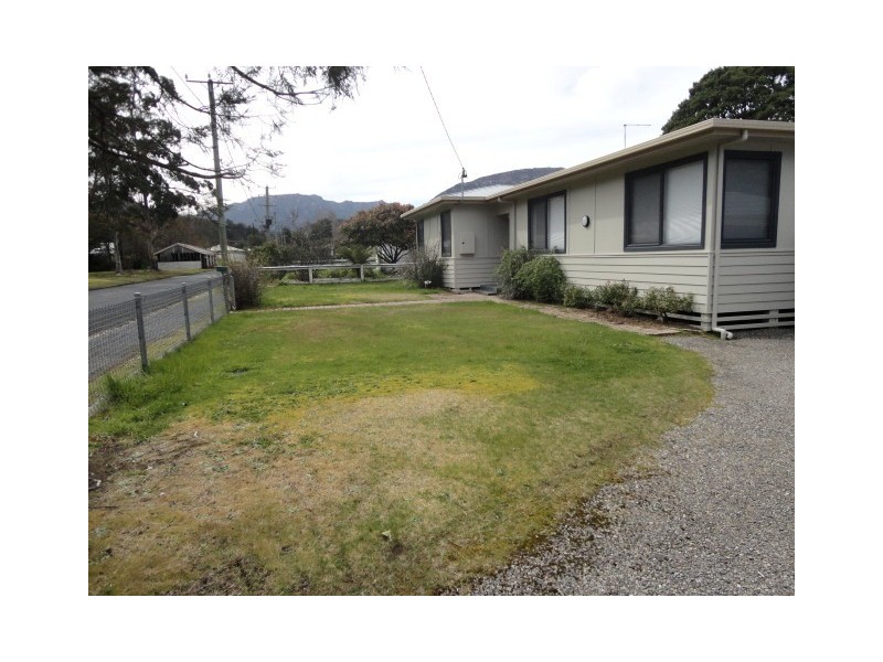 4 Jakins Street, Queenstown TAS 7467