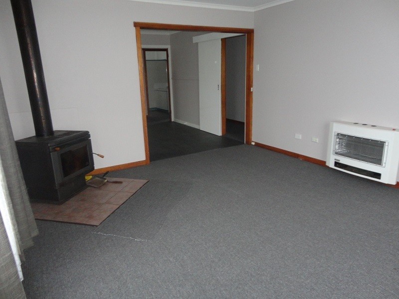 9 Shield Street, Zeehan TAS 7469