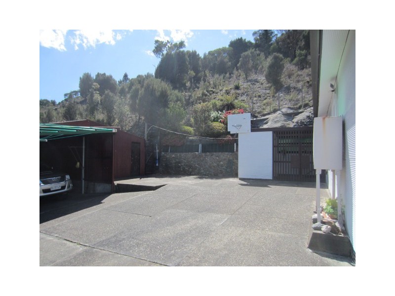 14 Fysh Street, Queenstown TAS 7467