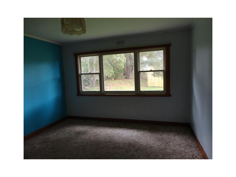 12B Innes, Strahan TAS 7468