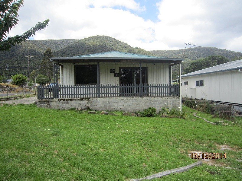 10 Alec Street, Rosebery TAS 7470