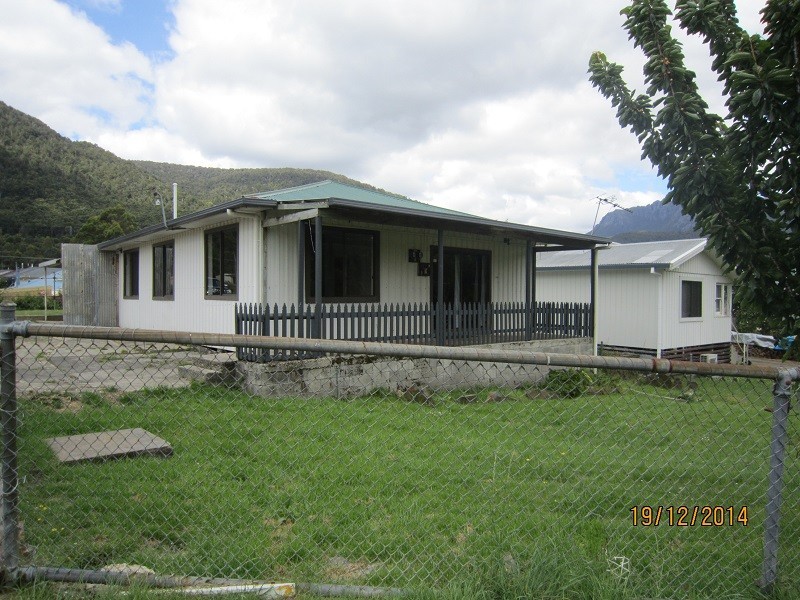 10 Alec Street, Rosebery TAS 7470