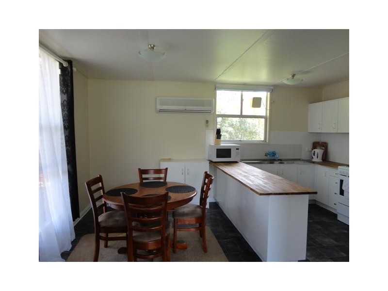 8 Gum Drive, Rosebery TAS 7470