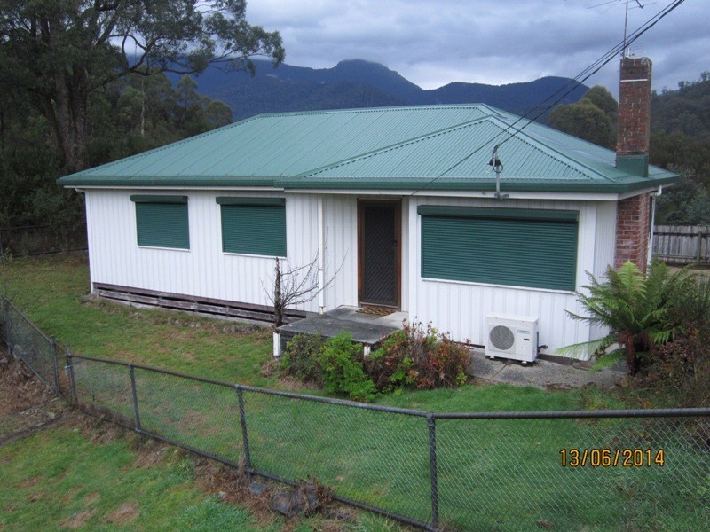 1 Giblin Street, Rosebery TAS 7470