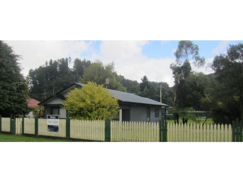 113 Esplanade, Queenstown TAS 7467
