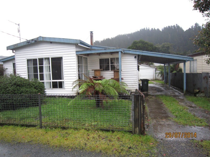 6 Evans Street, Queenstown TAS 7467