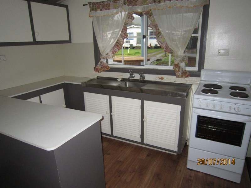 6 Evans Street, Queenstown TAS 7467