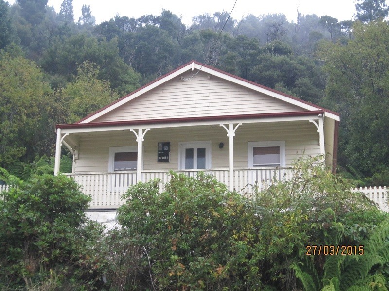 10 Batchelor Street, Queenstown TAS 7467