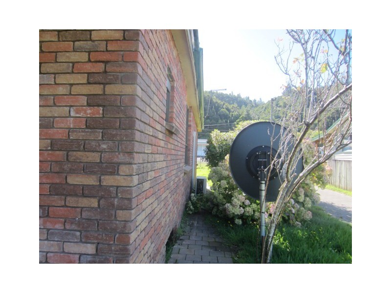 21 Austin Street, Queenstown TAS 7467