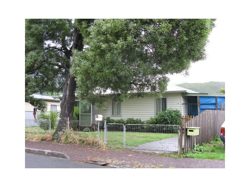 6 Elliot Street, Queenstown TAS 7467