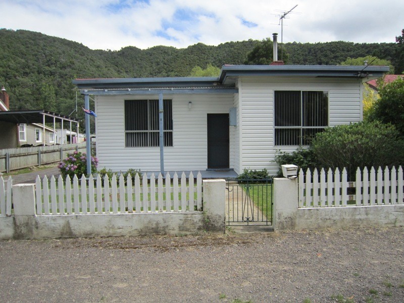 8 Lambert Street, Queenstown TAS 7467