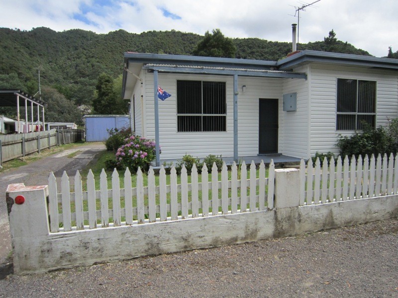 8 Lambert Street, Queenstown TAS 7467