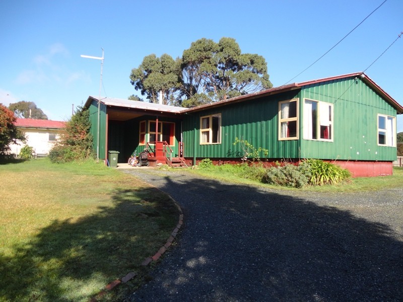 13 Counsel Street, Zeehan TAS 7469