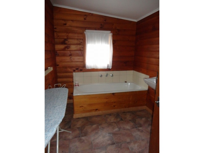 67 Esplanade, Strahan TAS 7468