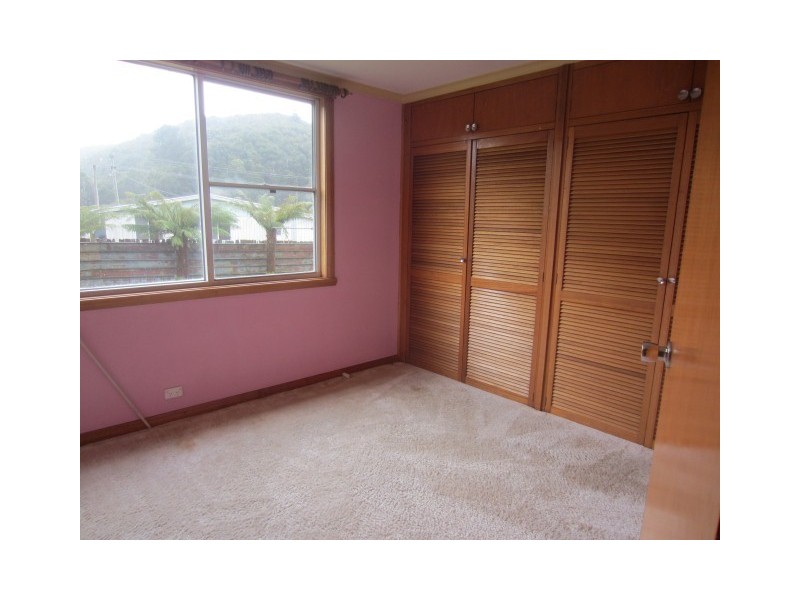 18 Belstead Street, Zeehan TAS 7469