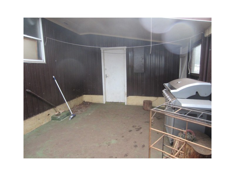 18 Belstead Street, Zeehan TAS 7469