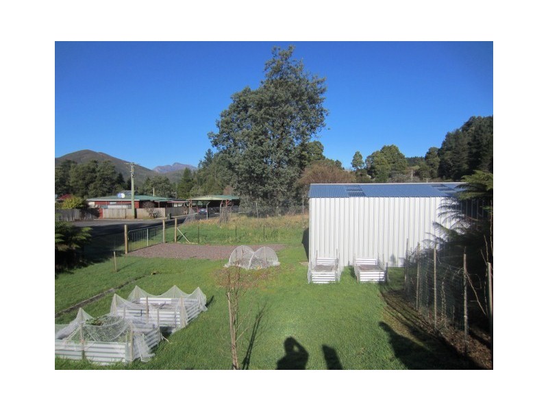 33 Urquhart Street, Queenstown TAS 7467