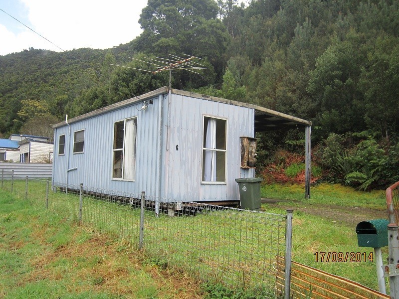 6 Urqhart Street, Queenstown TAS 7467
