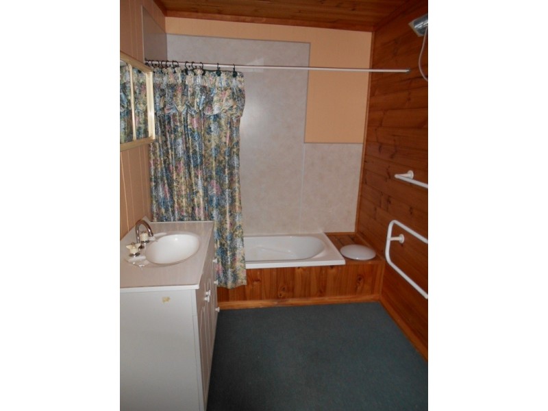 10 Austin Street, Queenstown TAS 7467