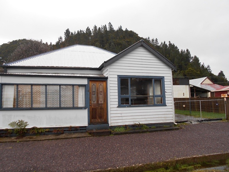 10 Austin Street, Queenstown TAS 7467