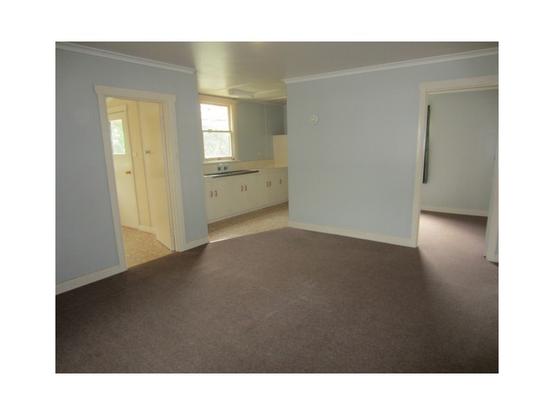 2/8B Wilsdon Street, Queenstown TAS 7467