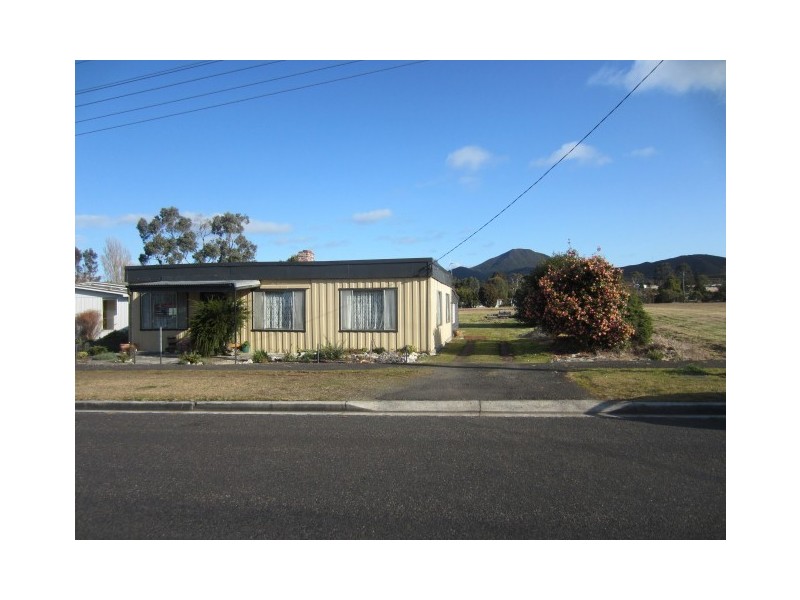 5 Belstead Street, Zeehan TAS 7469