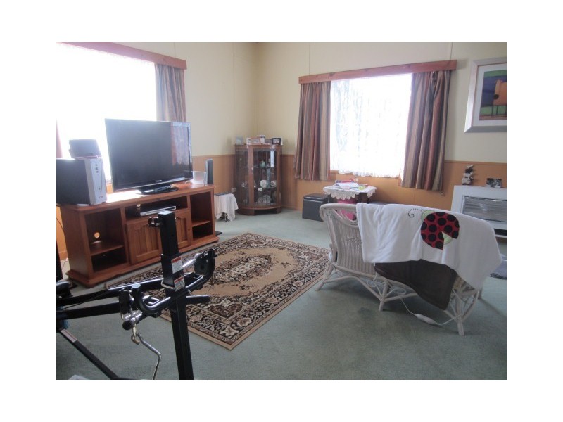 5 Belstead Street, Zeehan TAS 7469