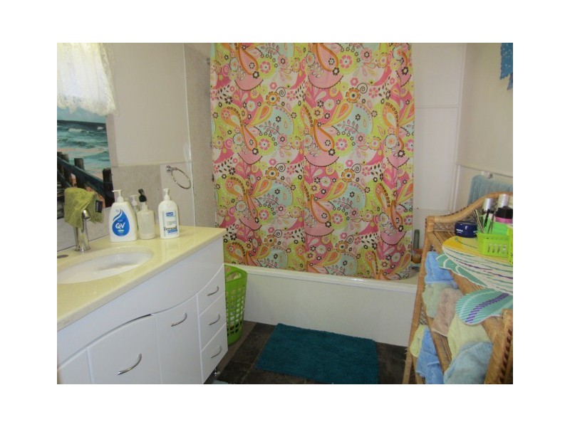 5 Belstead Street, Zeehan TAS 7469