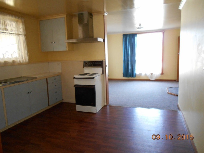 8 Gellibrand Street, Zeehan TAS 7469