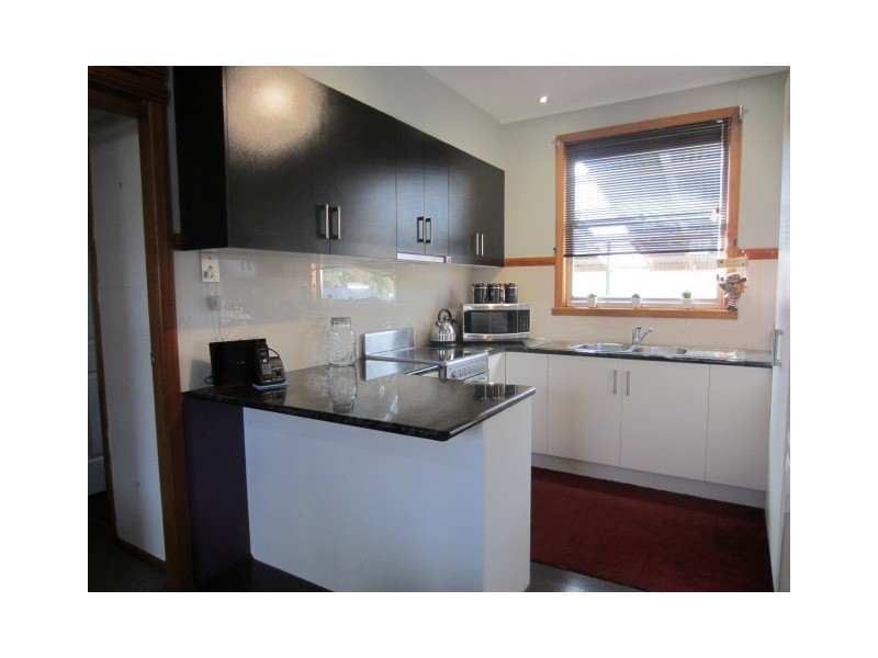 3 Blackwood Avenue, Rosebery TAS 7470