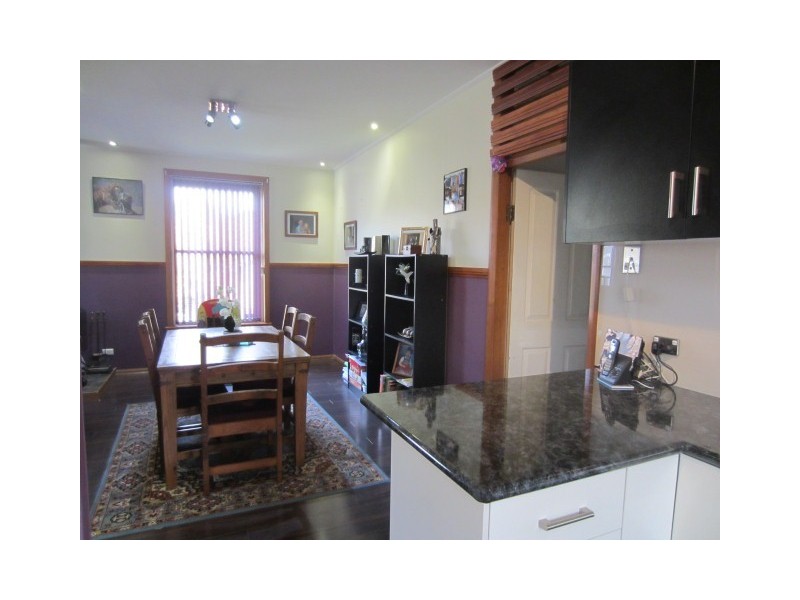 3 Blackwood Avenue, Rosebery TAS 7470