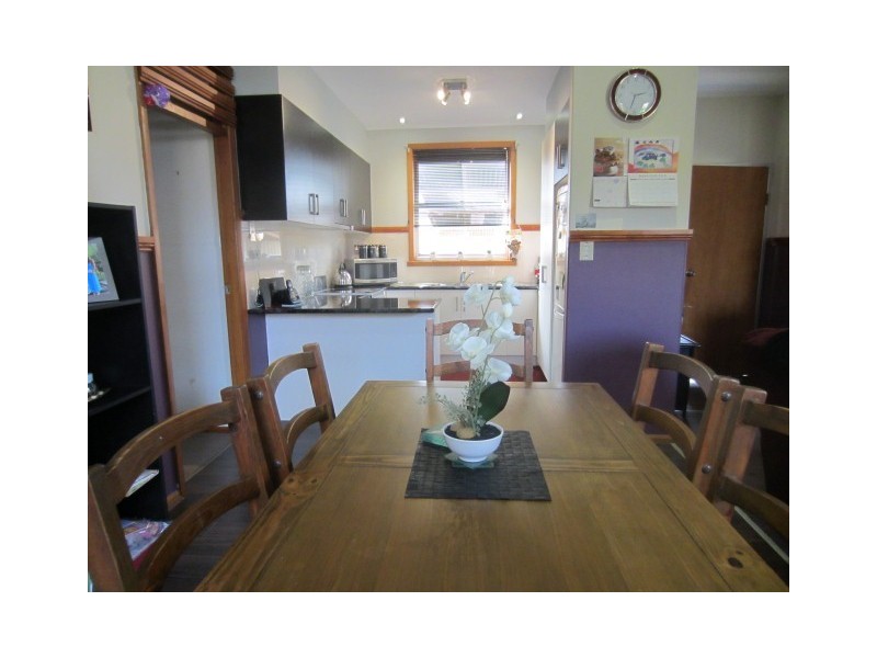 3 Blackwood Avenue, Rosebery TAS 7470