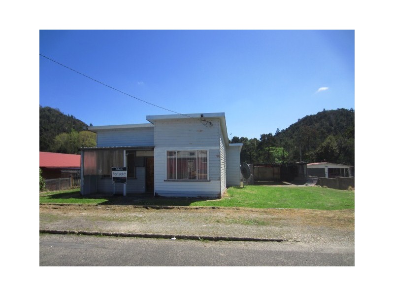 6 Selby Street, Queenstown TAS 7467