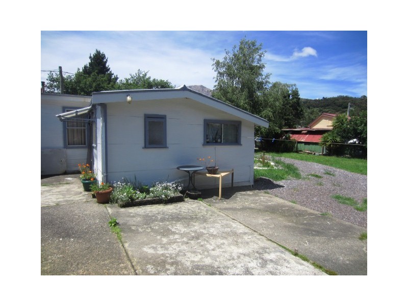 48 and 50 Esplanade, Queenstown TAS 7467