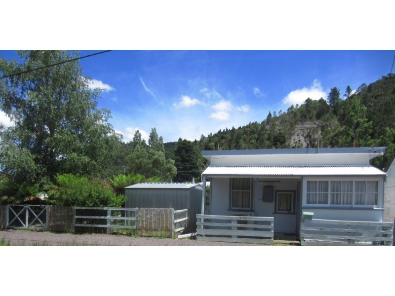 48 and 50 Esplanade, Queenstown TAS 7467