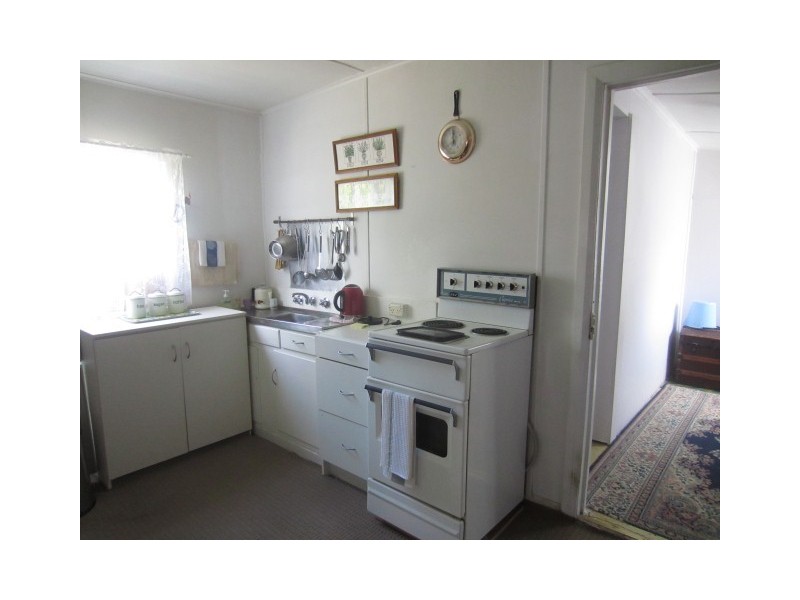 48 and 50 Esplanade, Queenstown TAS 7467