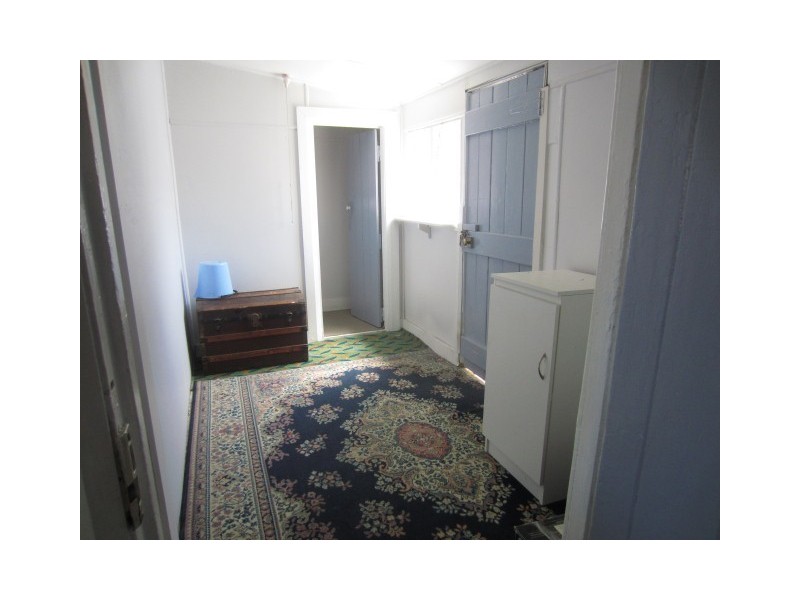 48 and 50 Esplanade, Queenstown TAS 7467