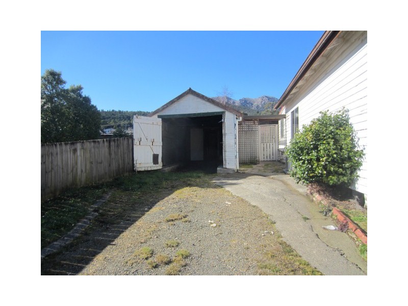 1 Williams Ave, Queenstown TAS 7467