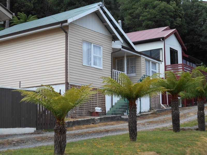 13 Provis Street, Queenstown TAS 7467
